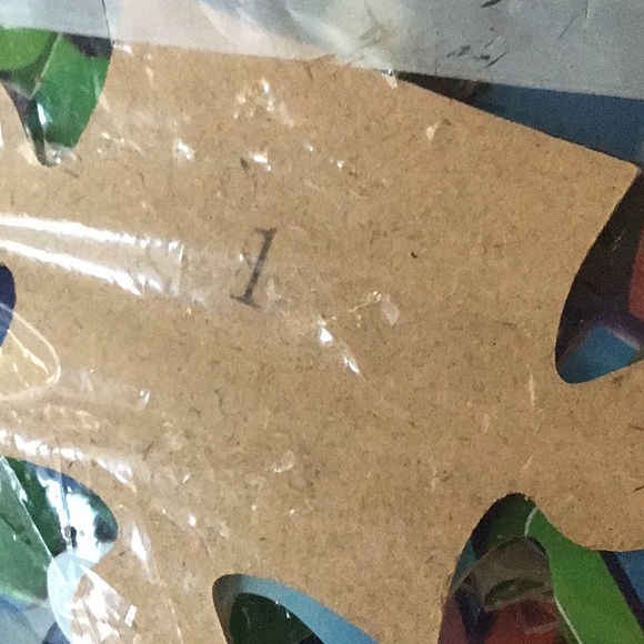 COPY - PJ Masks 7 puzzle set , sturdy pieces, wood box, complete, 1 piece w dam… - Picture 14 of 16